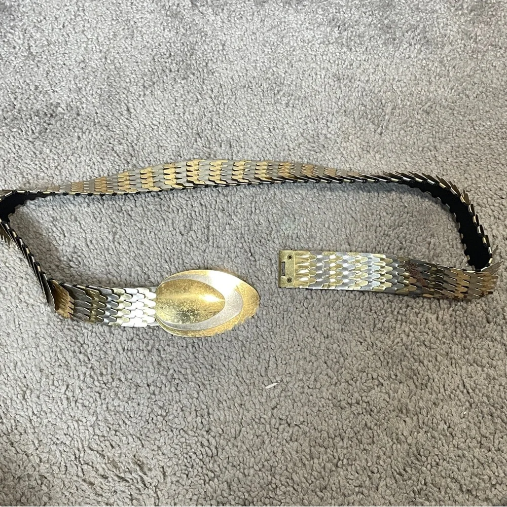 Vintage women's fashion belt 2‎ two tone silver gold metal fish scale belt